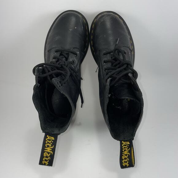 Dr Martens Doc Pascal Combat Boots Womens Size 6 Black Pebbled Leather 8-Eye - Picture 8 of 11